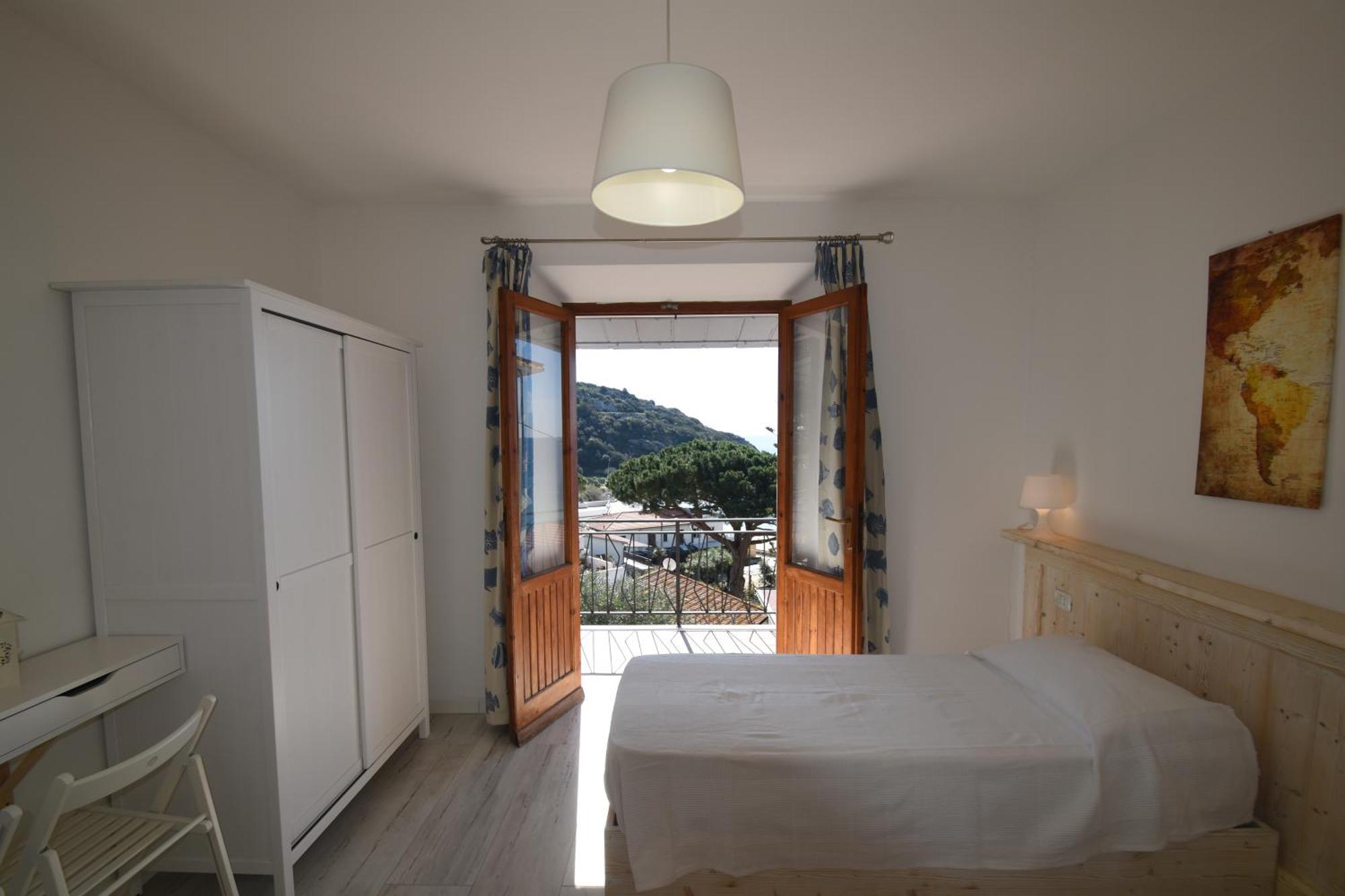 Appartamenti Cavoli - Vista Mare Con Terrazze, Clima E Posti Auto Spiaggia di Cavoli 외부 사진